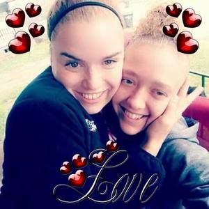 Meet your Posher, Mikayla